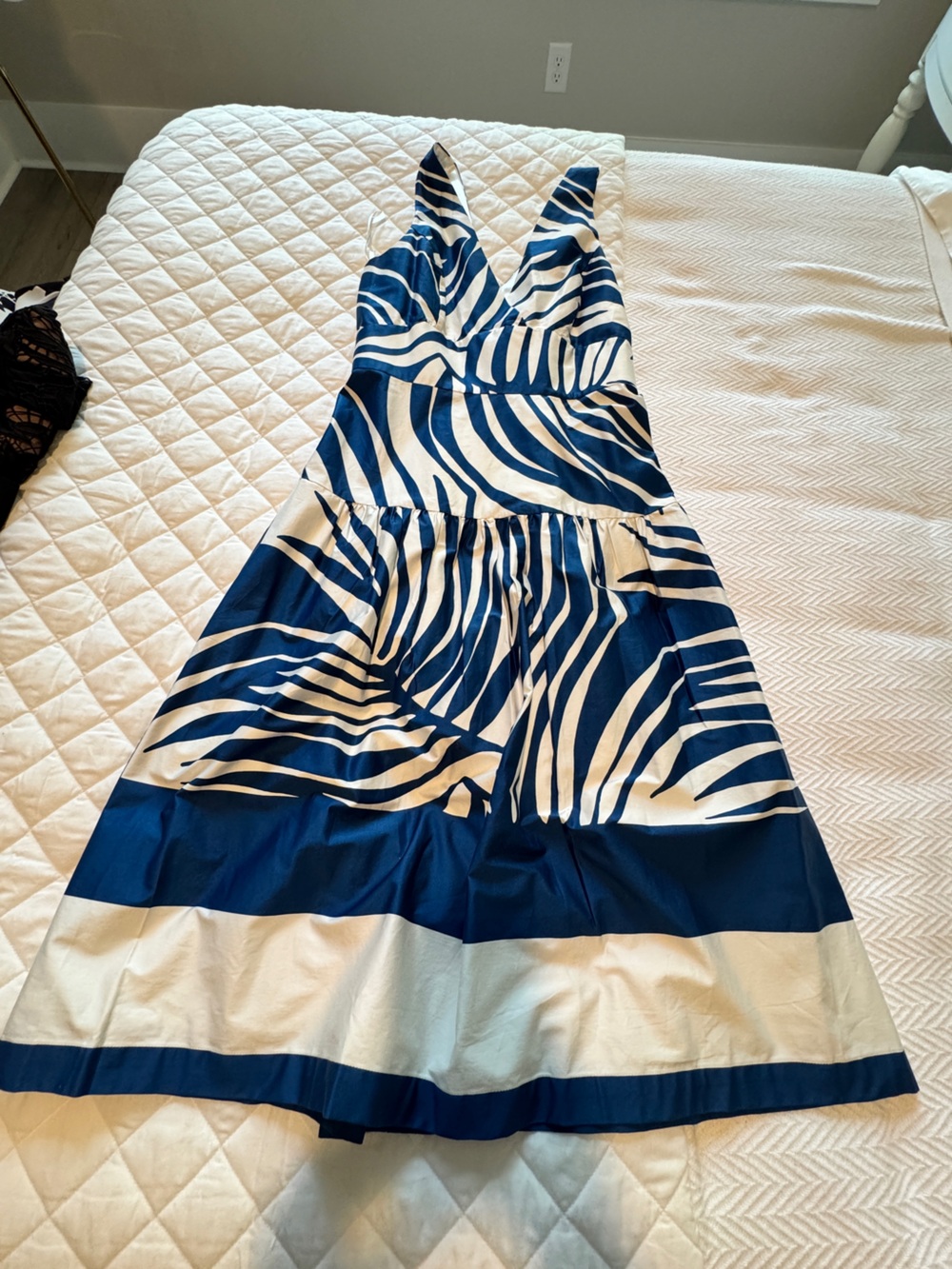 White House Black Market Navy and White Printed Maxi Skirt